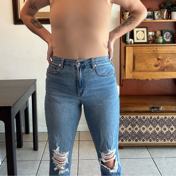 Women's Tan Sleeveless Top - Picture 1 of 3